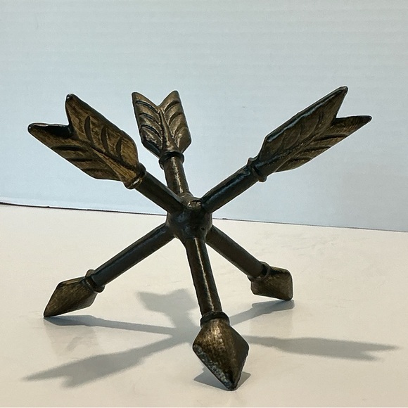 Metallic Arrow Sculpture Center Crossing Triple Arrows Accent Tabletop Decor - Picture 13 of 15